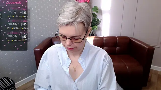 Snapshot of Cutie_Erikaa1 chatting on 05.03.26 Cutie Erikaa1 online show from 05.03.26