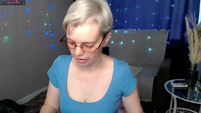 Snapshot of Cutie_Erikaa1 chatting on 05.30.26 Cutie Erikaa1 online show from 05.30.26