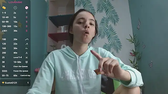 Mia-kalinfa online show from 12.06.24