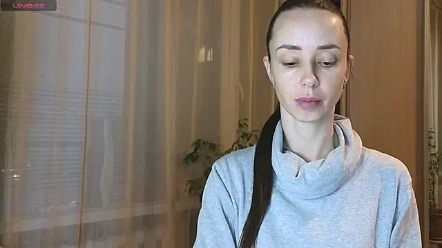 Snapshot of Miss_Milka chatting on 02.01.25 Miss Milka online show from 02.01.25