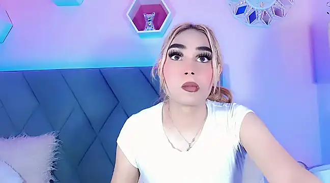 Hallyhott online show from 12.03.24