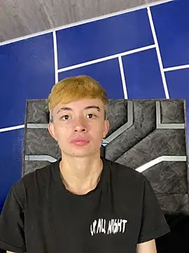 nico 18x online show from 02.08.25