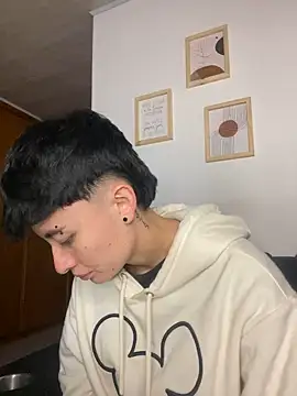 nico 18x online show from 02.19.25