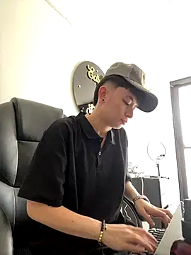 nico 18x online show from 12.17.25