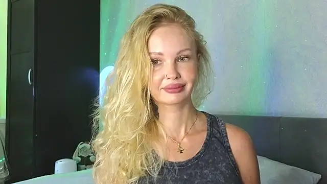 Snapshot of Erotic_Ann chatting on 07.12.26 Erotic Ann online show from 07.12.26