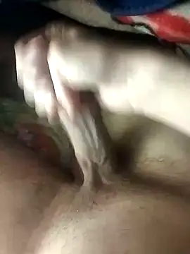 Snapshot of Imtoop22cm chatting on 12.20.24 Imtoop22cm online show from 12.20.24