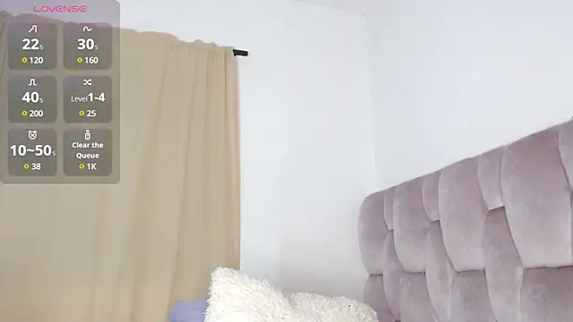 Snapshot of Romiinajackson chatting on 02.18.25 Romiinajackson online show from 02.18.25