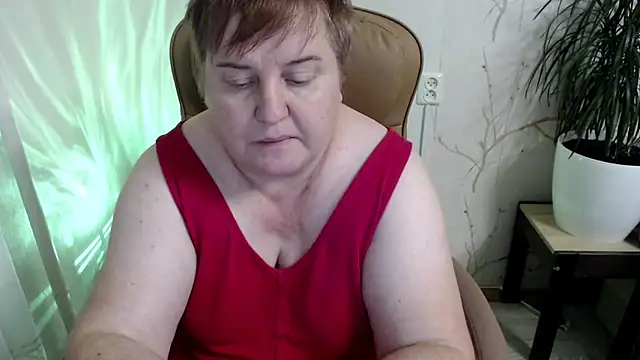 Snapshot of Limonka-Fire chatting on 01.10.25 Limonka-Fire online show from 01.10.25