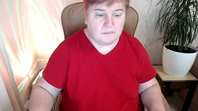 Snapshot of Limonka-Fire chatting on 01.14.25 Limonka-Fire online show from 01.14.25