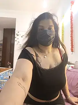 Snapshot of Archi-07 chatting on 09.12.25 Archi-07 online show from 09.12.25