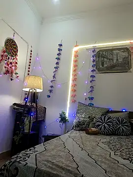 Snapshot of Archi-07 chatting on 10.15.25 Archi-07 online show from 10.15.25