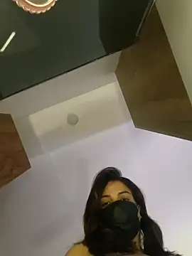 Snapshot of Archi-07 chatting on 12.14.25 Archi-07 online show from 12.14.25