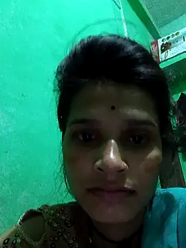 Snapshot of Hoty_girl_143 chatting on 11.23.25 Hoty girl 143 online show from 11.23.25