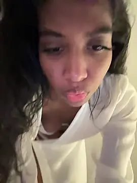 IamCrystal2 online show from 12.16.24