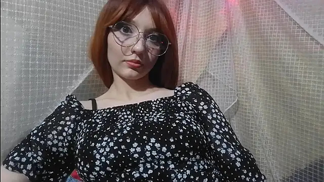 Snapshot of IsabellaBlacky chatting on 12.11.24 IsabellaBlacky online show from 12.11.24