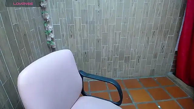 solyeria online show from 12.05.25