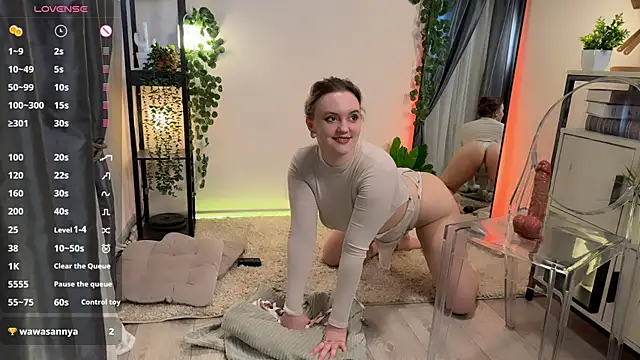 Lella Ryann  online show from 02.01.25