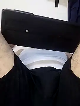 Snapshot of CRISTHIAN_GREY01 chatting on 03.22.25 CRISTHIAN GREY01 online show from 03.22.25