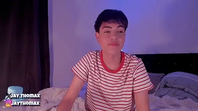 Snapshot of JaycoThomas chatting on 12.21.24 JaycoThomas online show from 12.21.24