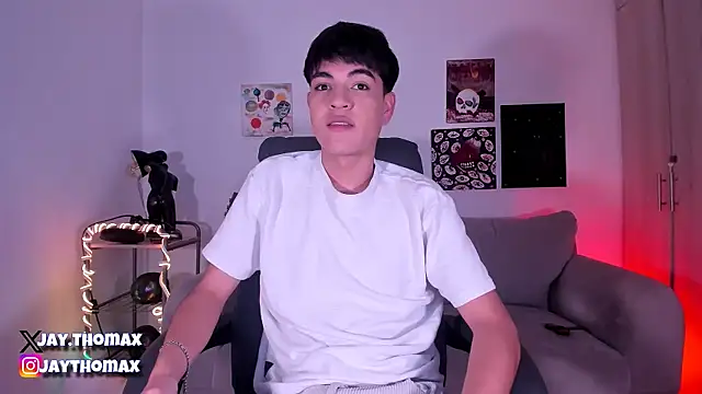 Snapshot of JaycoThomas chatting on 02.19.25 JaycoThomas online show from 02.19.25