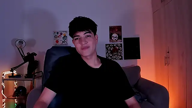 Snapshot of JaycoThomas chatting on 03.19.25 JaycoThomas online show from 03.19.25