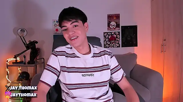 Snapshot of JaycoThomas chatting on 03.21.25 JaycoThomas online show from 03.21.25