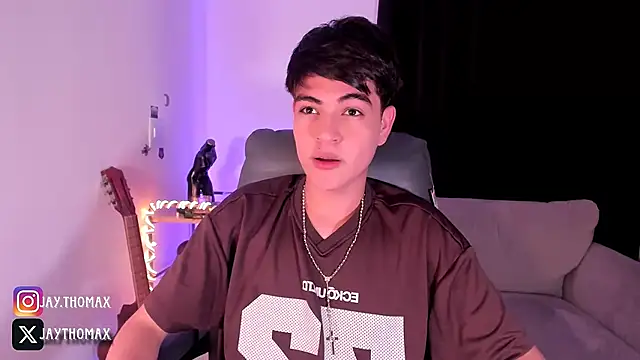 Snapshot of JaycoThomas chatting on 09.10.25 JaycoThomas online show from 09.10.25