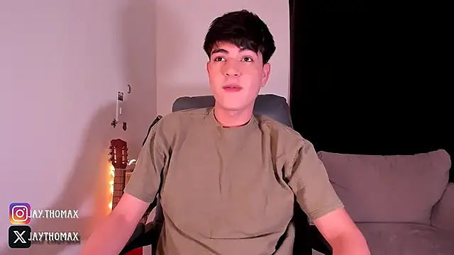 Snapshot of JaycoThomas chatting on 09.10.25 JaycoThomas online show from 09.10.25