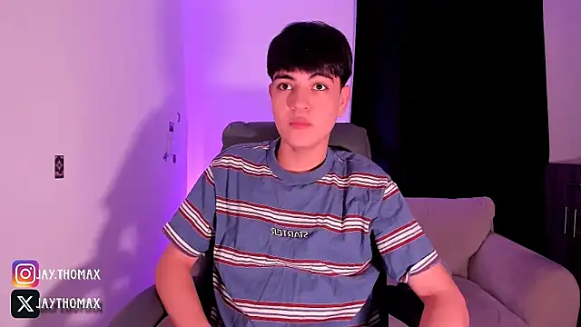 Snapshot of JaycoThomas chatting on 10.01.25 JaycoThomas online show from 10.01.25