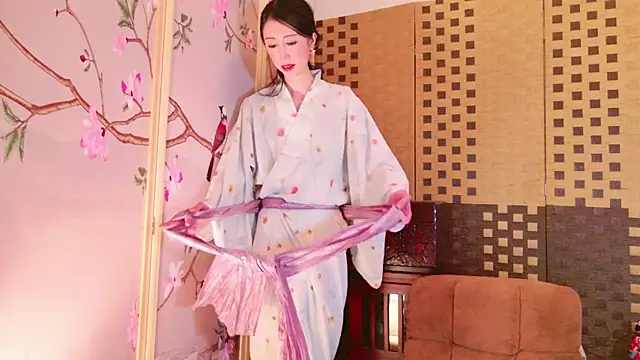 Snapshot of aya__me chatting on 12.24.24 aya  me online show from 12.24.24