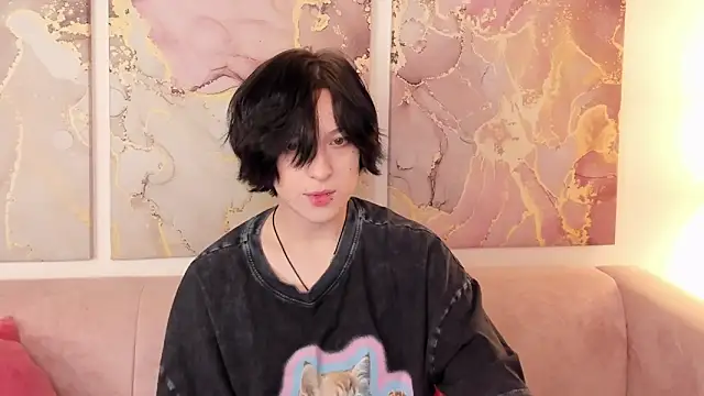 fiamoory online show from 11.04.25