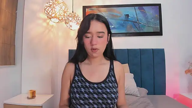 LaraGoldd online show from 09.20.25