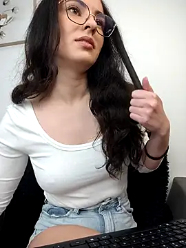 saidaskye online show from 04.18.26