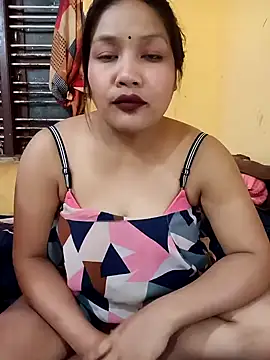 Radhikadavi879 online show from 01.28.25