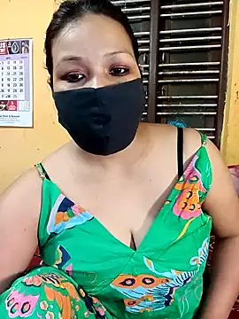 Radhikadavi879 online show from 02.28.25