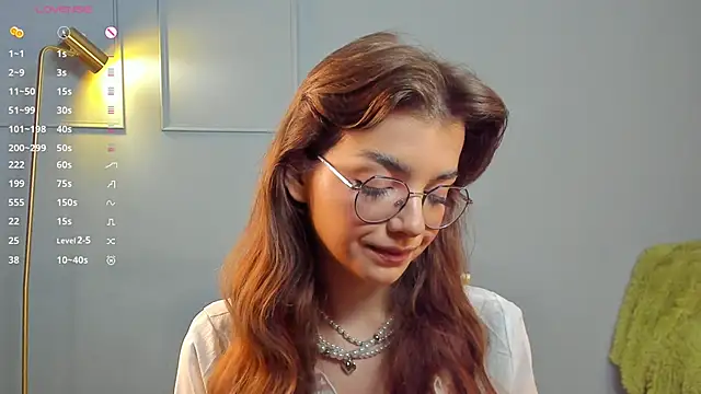 Snapshot of FlairEdgin chatting on 09.20.25 FlairEdgin online show from 09.20.25