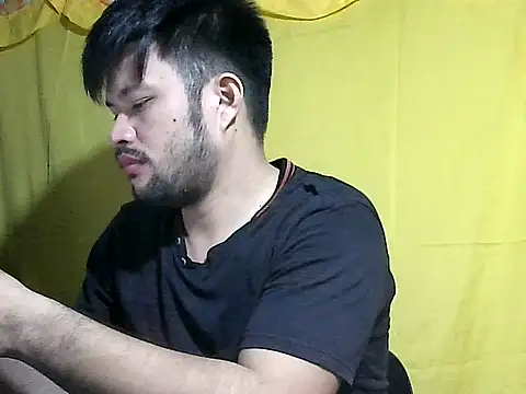 Snapshot of HairyHottestpinoyHandsome chatting on 05.31.26 HairyHottestpinoyHandsome online show from 05.31.26