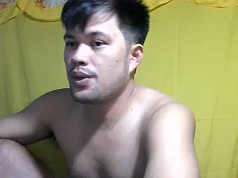 Snapshot of HairyHottestpinoyHandsome chatting on 06.10.26 HairyHottestpinoyHandsome online show from 06.10.26