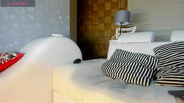 TOWERS21  online show from 03.10.25