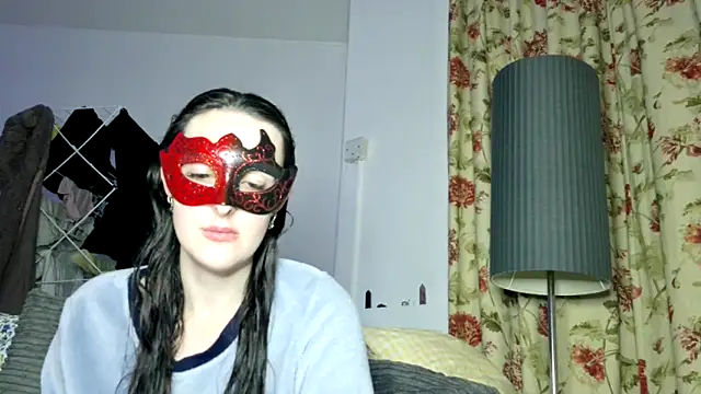 LexiSnowUK online show from 12.05.25