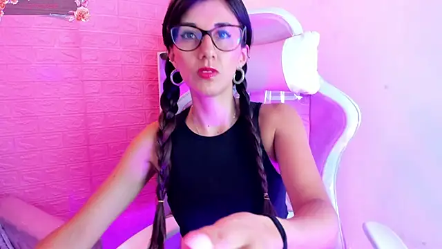 Snapshot of _jade_white_ chatting on 03.22.25 jade white online show from 03.22.25