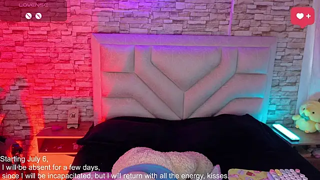 Snapshot of _jade_white_ chatting on 06.12.26 jade white online show from 06.12.26