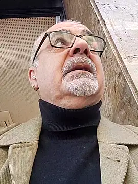 Satiro Sevilla online show from 11.23.25