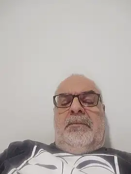 Satiro Sevilla online show from 01.06.26