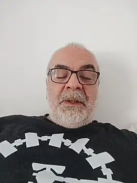 Satiro Sevilla online show from 03.24.26