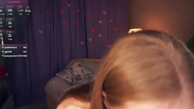 EsmaCarll online show from 02.21.25