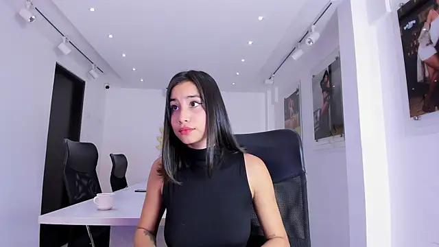 NairobiLee online show from 09.10.25