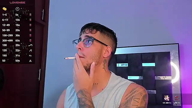 Snapshot of iamcamiloo_ chatting on 03.04.25 iamcamiloo online show from 03.04.25
