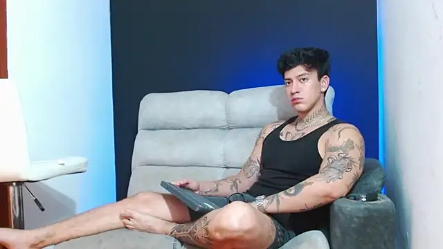 Snapshot of JUSTIN_FULLER1 chatting on 05.14.26 JUSTIN FULLER1 online show from 05.14.26