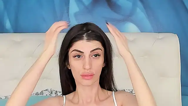 SkinnyDolly online show from 12.02.25